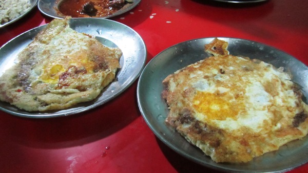 Mixed bara ready for eating @Honacha