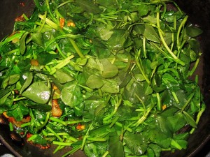 stir frying fenugreek leaves