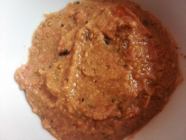 Teel ra Golbheda ko Achaar (Sesame seed and Tomato Chutney)
