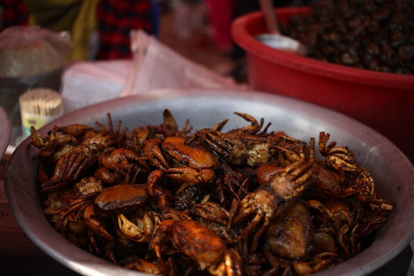 Gengta/Kakhor/Kekhada chutney : crabs generally prepared by frying with spices, and every parts are eaten. 