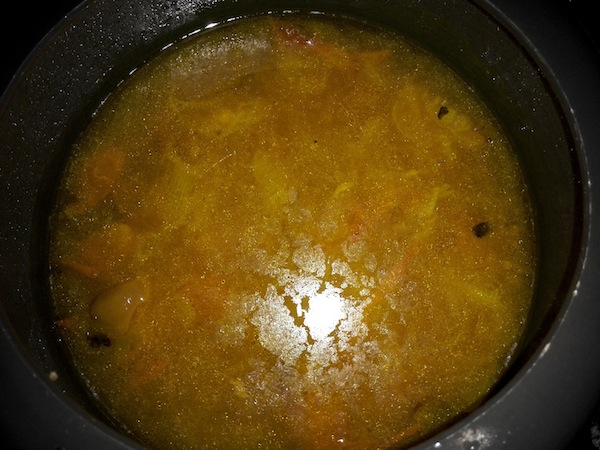 Making broth for Thenthuk